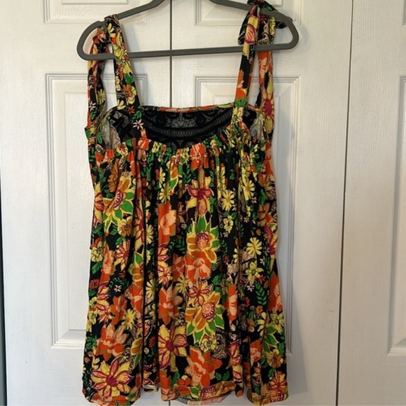 NWOT Free People Bali Moroccan Flowers Tunic Size Medium Oversized - Picture 5 of 8